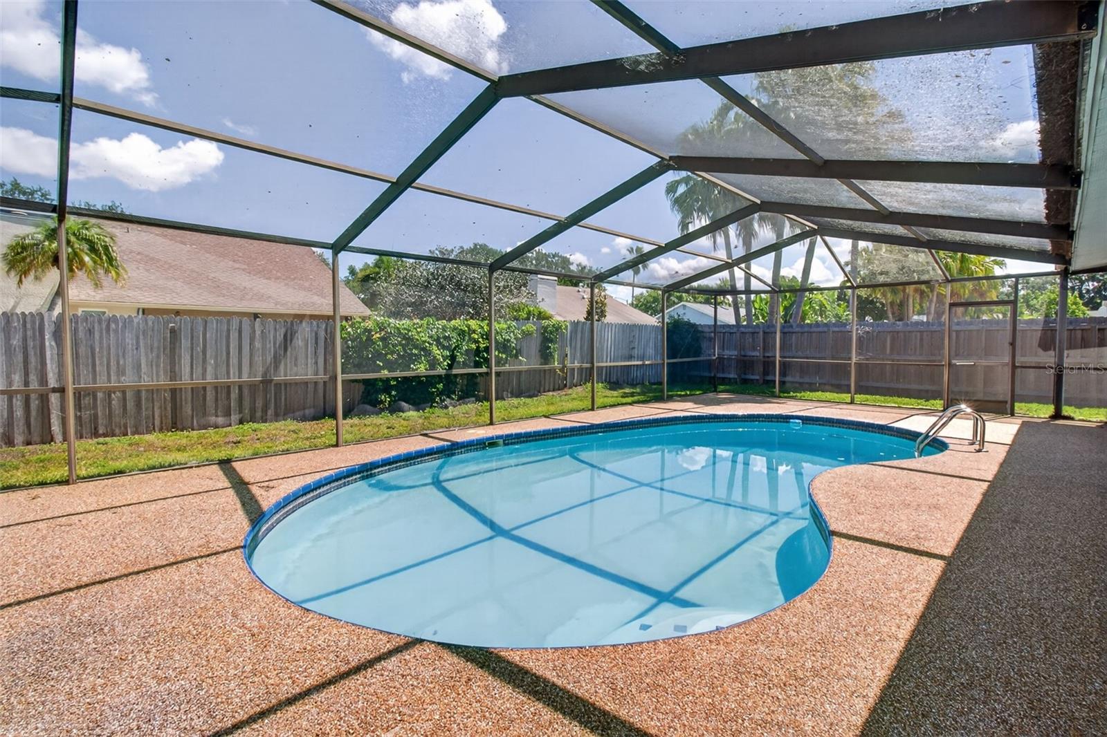 FALCON RIDGE - Residential