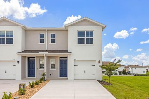 Photo of 1418 Ironbark Bend, Davenport, FL 33837 (MLS # O6372136)