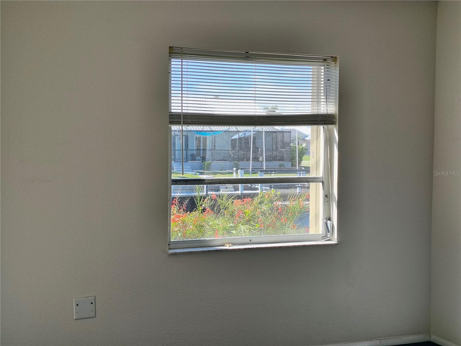 LAGOON - Residential