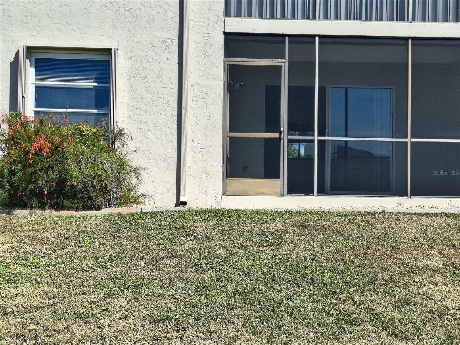 LAGOON - Residential