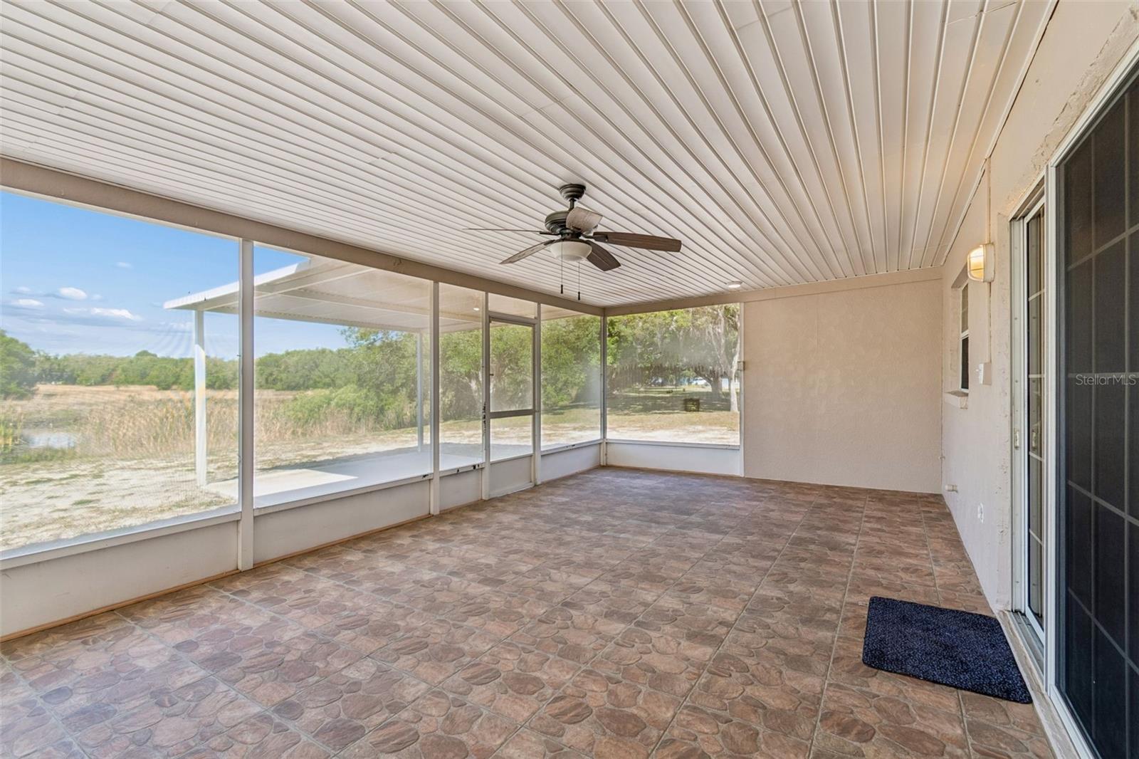 GOLDEN ACRES - Residential