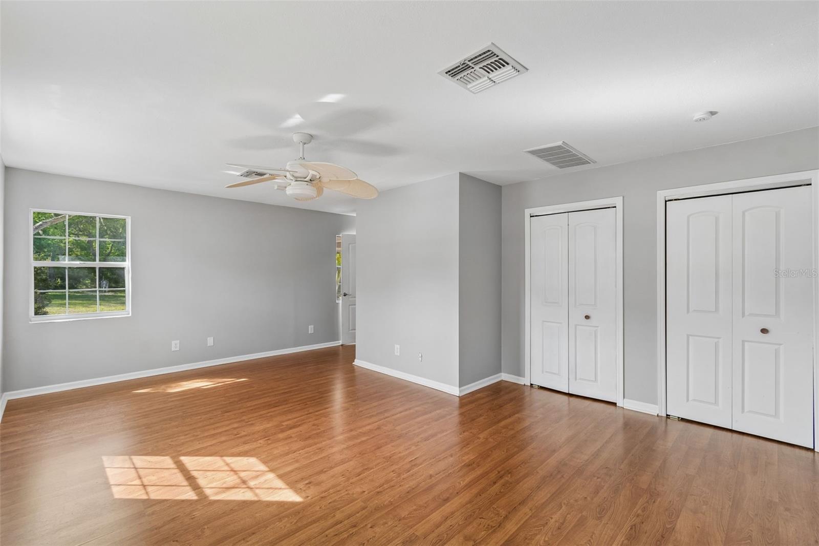 GOLDEN ACRES - Residential