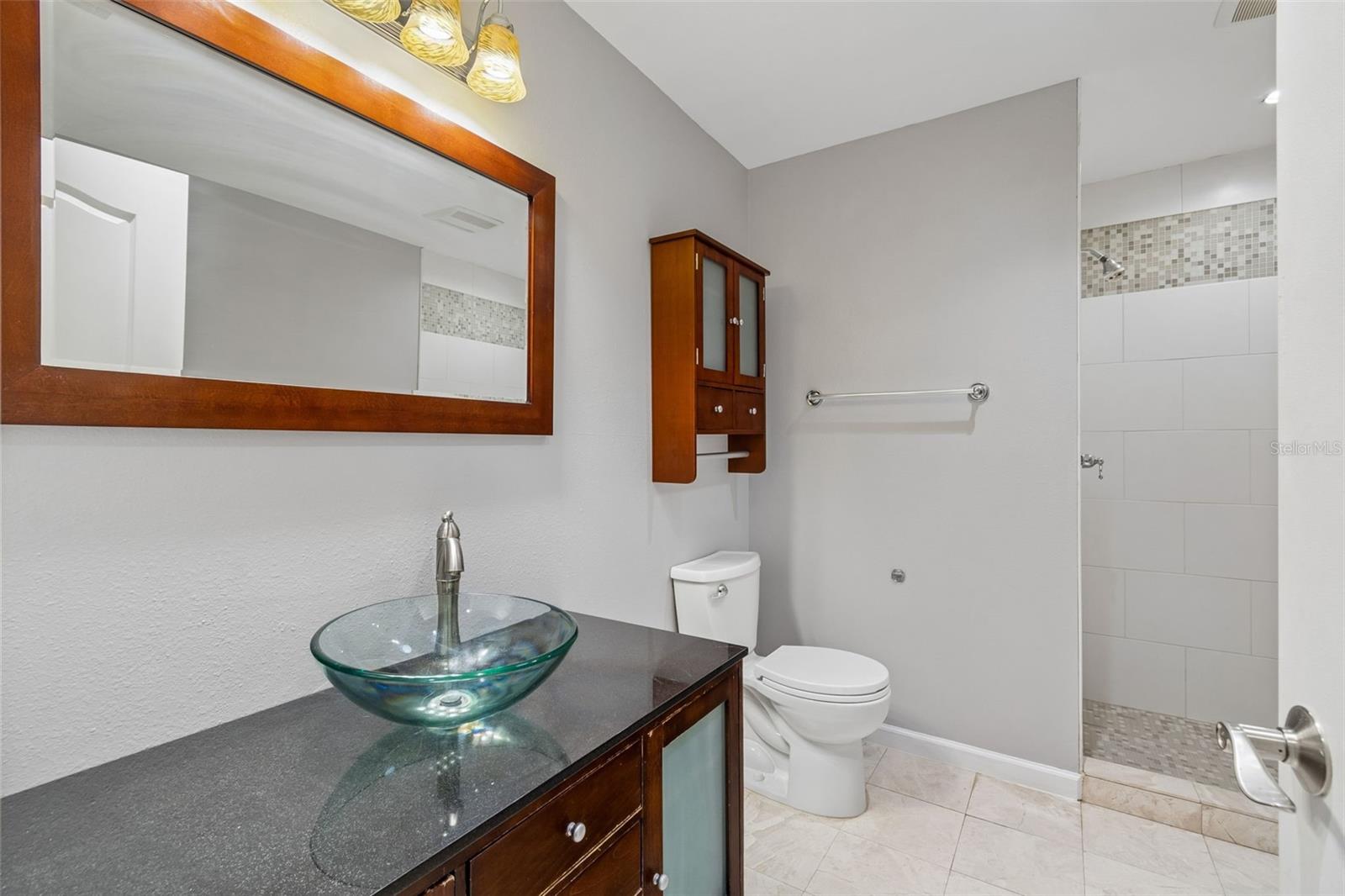 GOLDEN ACRES - Residential