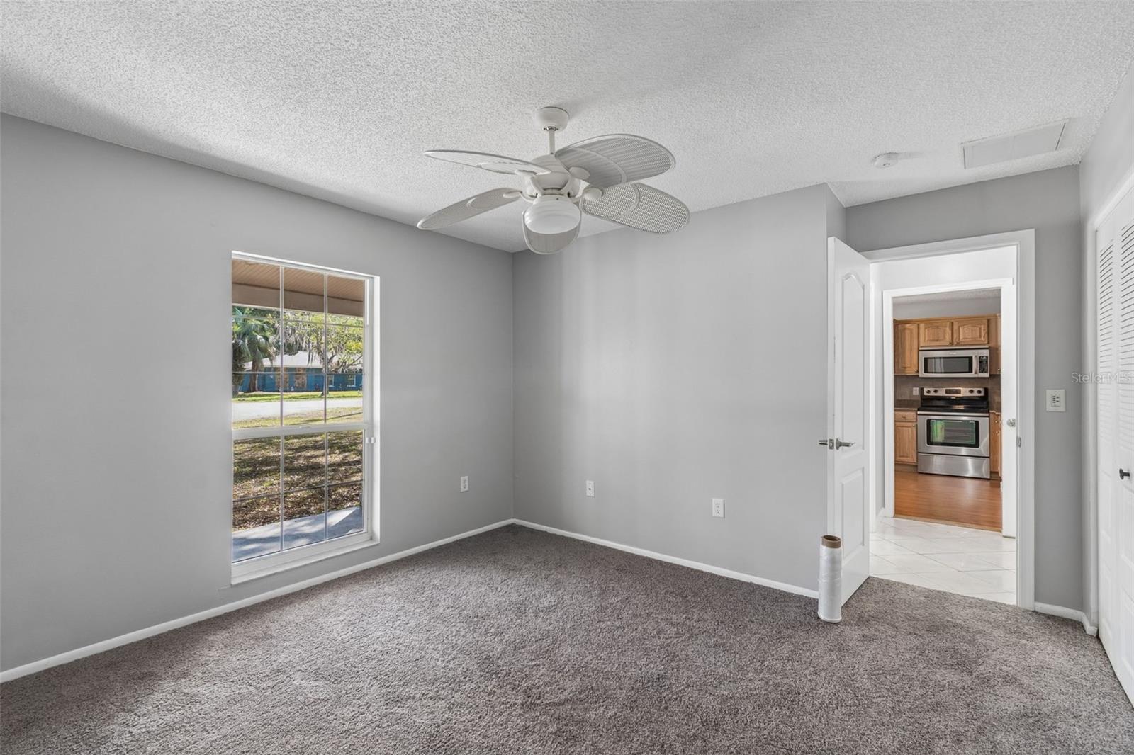 GOLDEN ACRES - Residential