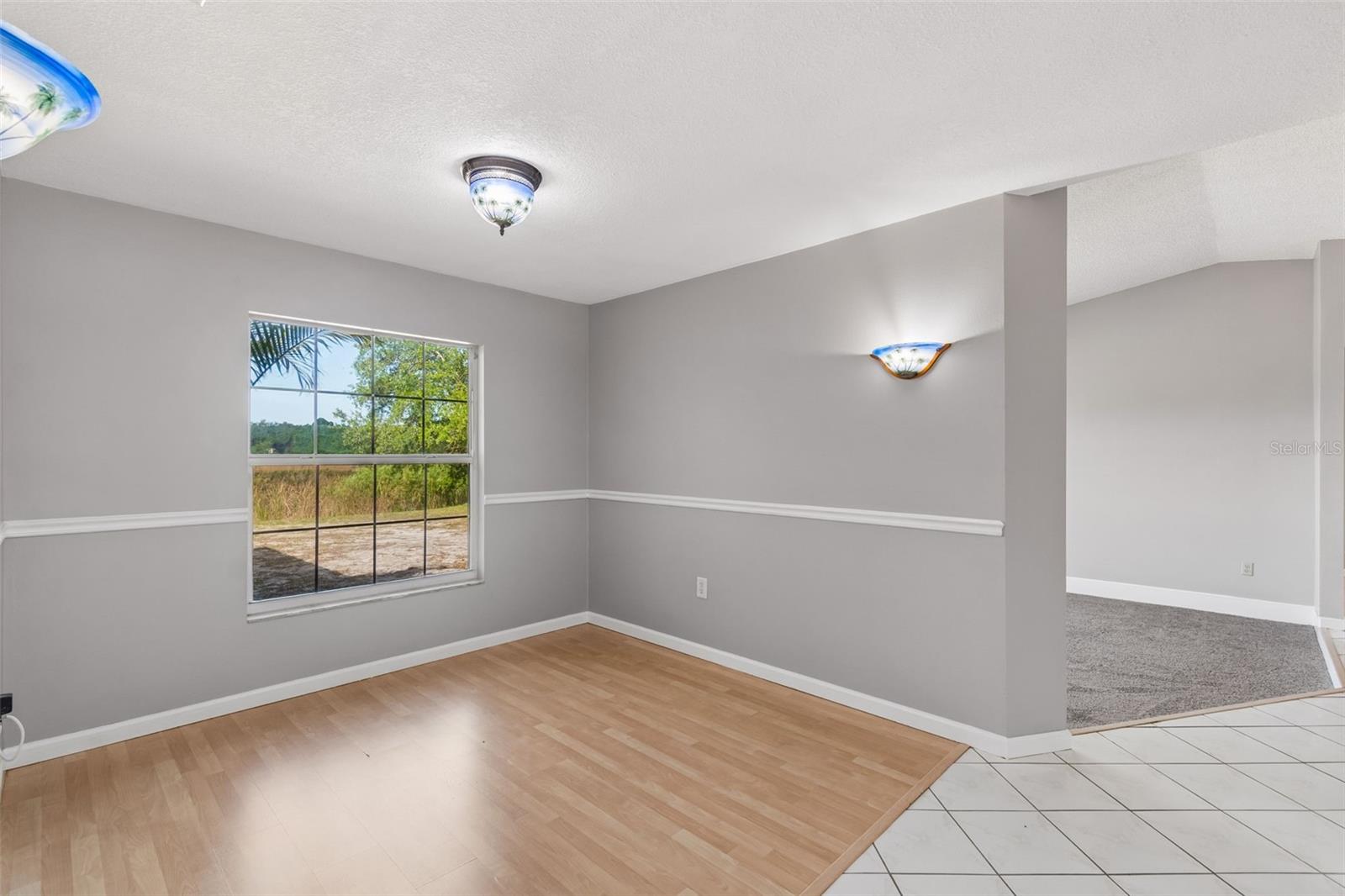 GOLDEN ACRES - Residential