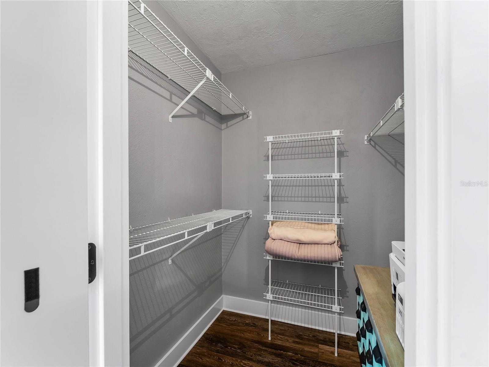 MEADOW RUN AT JACARANDA - Residential