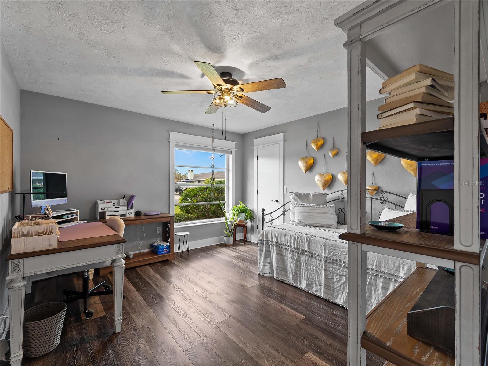 MEADOW RUN AT JACARANDA - Residential