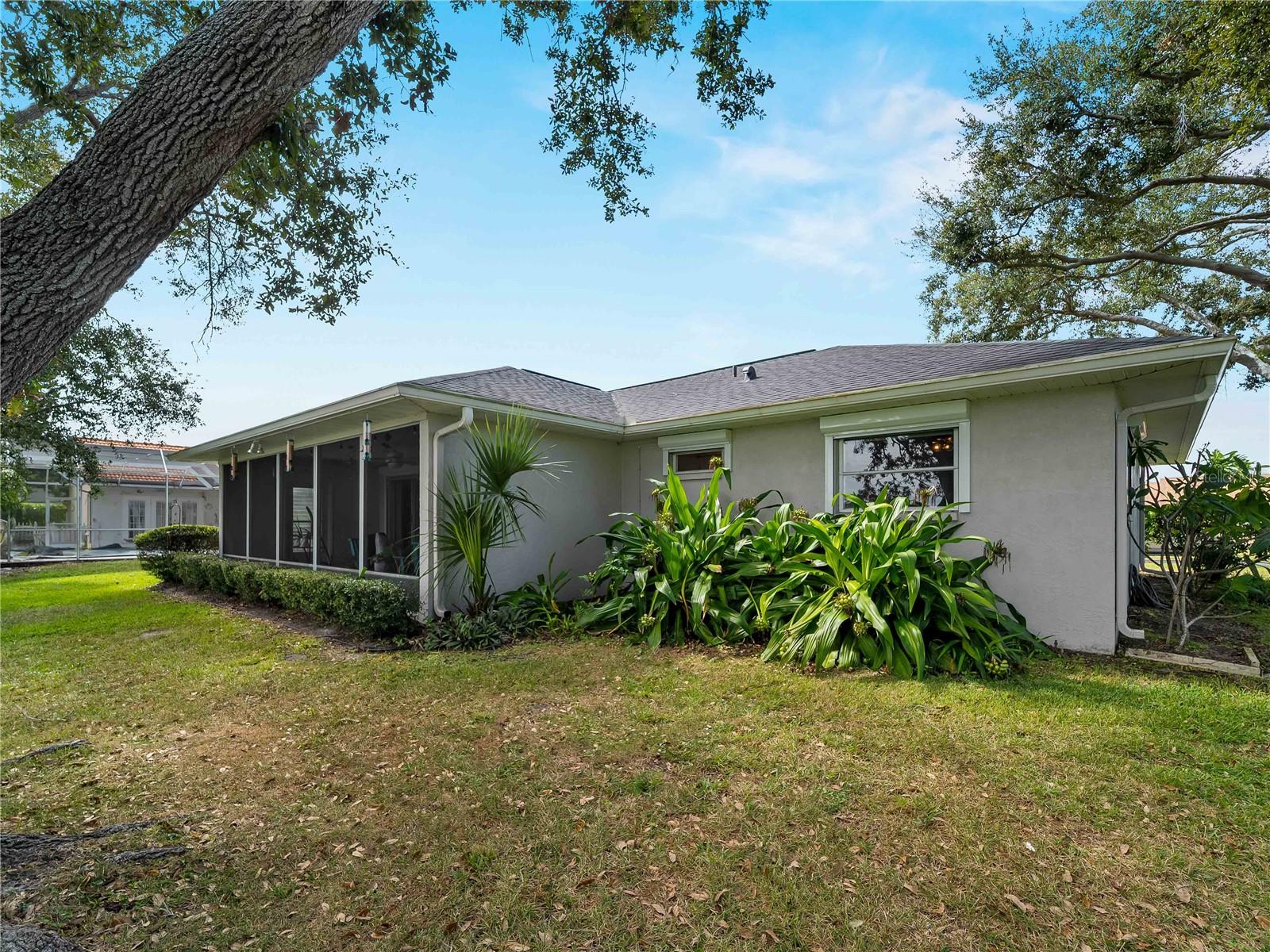 MEADOW RUN AT JACARANDA - Residential