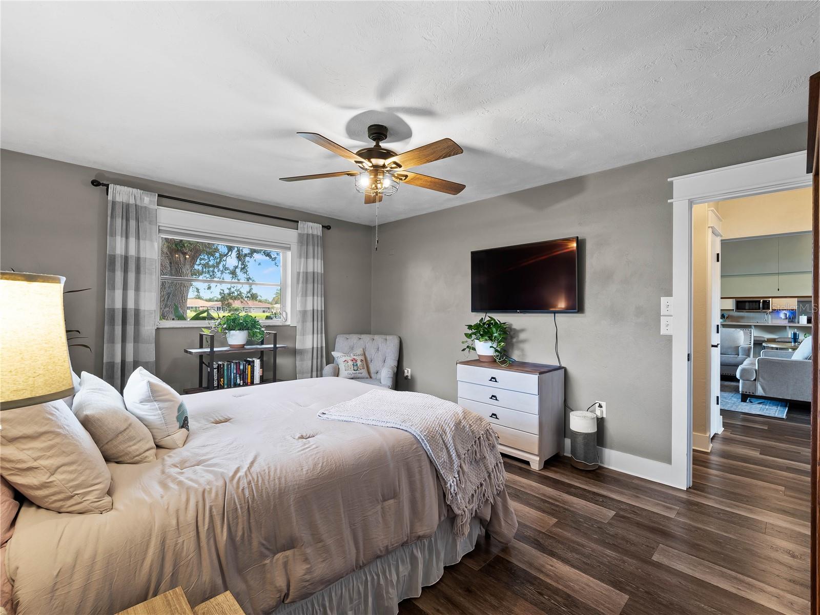 MEADOW RUN AT JACARANDA - Residential