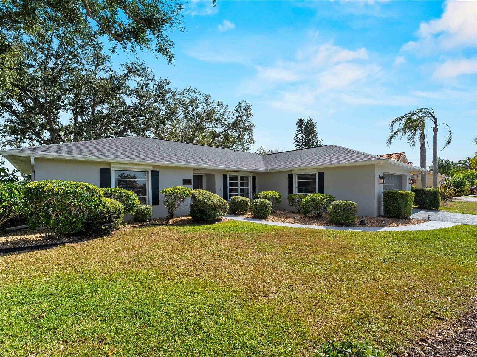 MEADOW RUN AT JACARANDA - Residential