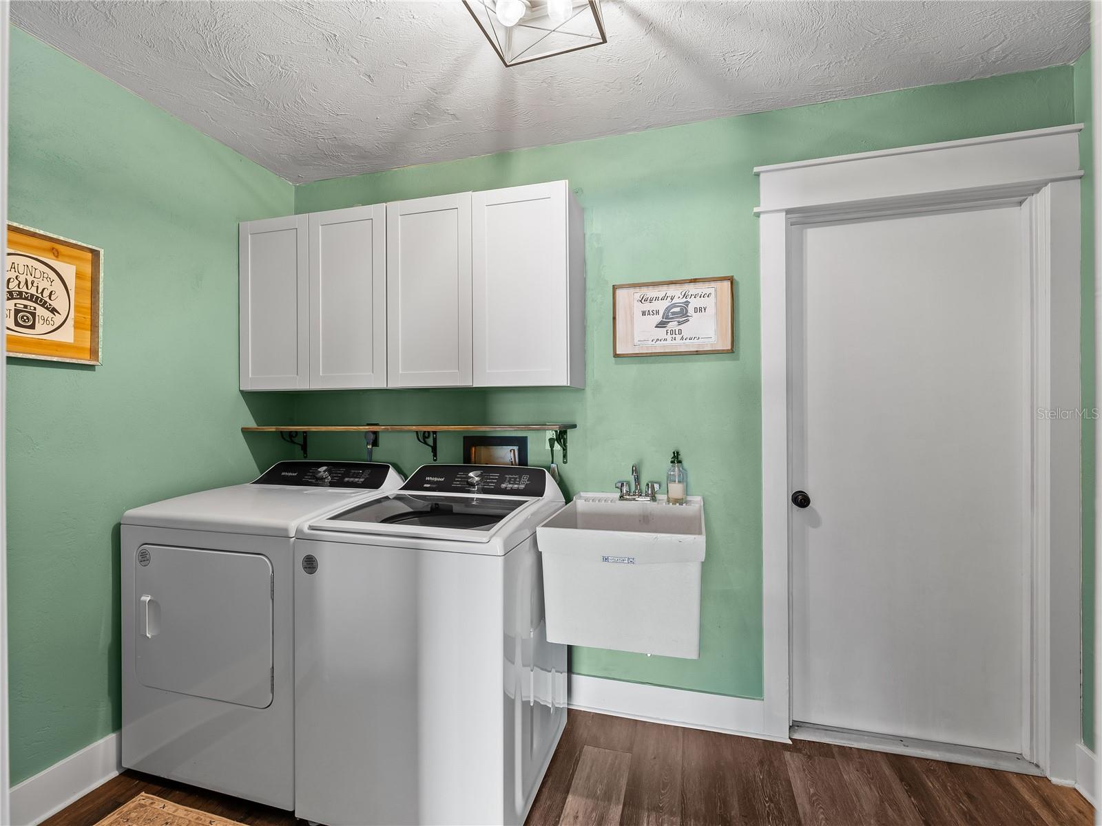 MEADOW RUN AT JACARANDA - Residential