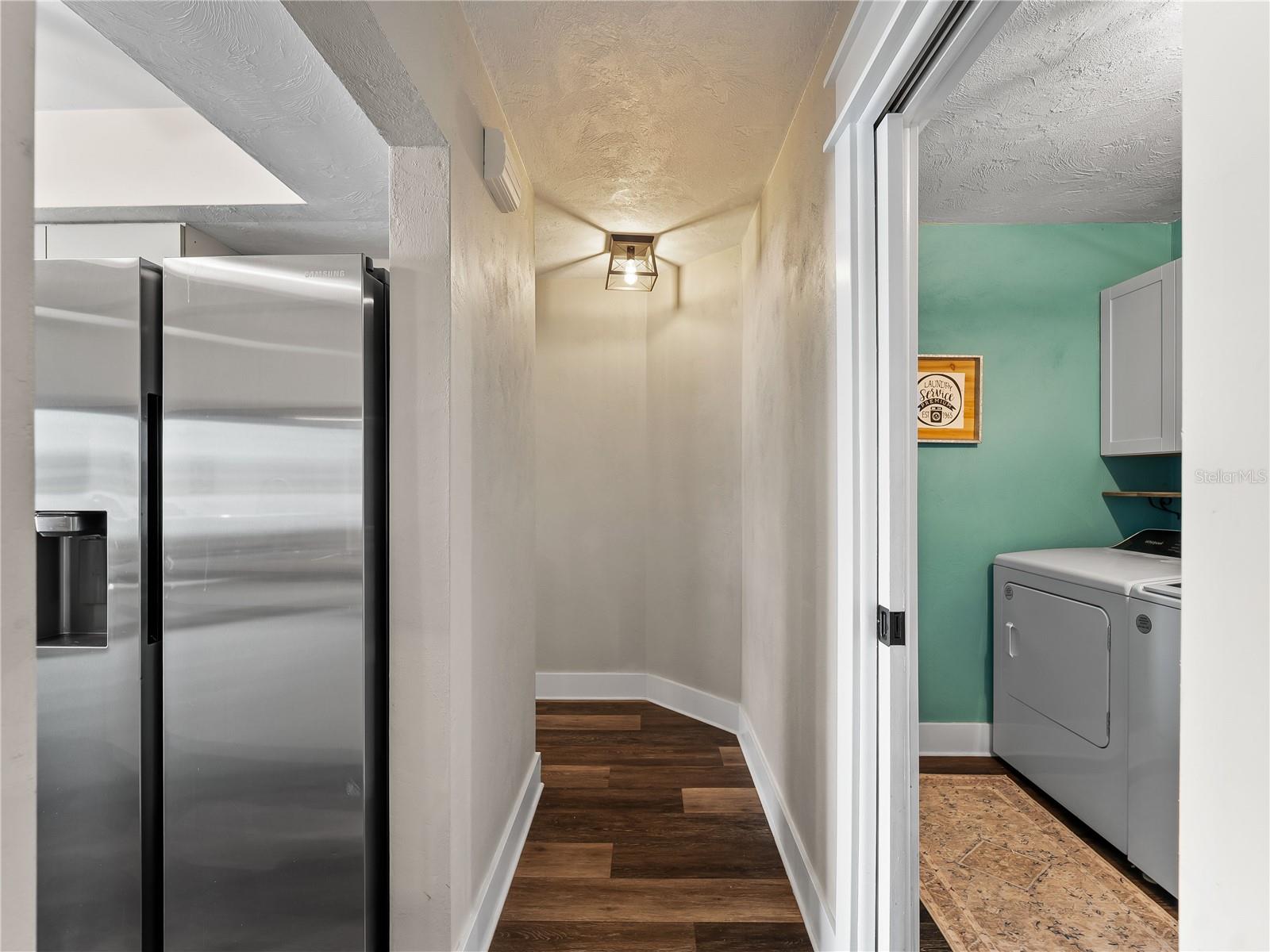 MEADOW RUN AT JACARANDA - Residential