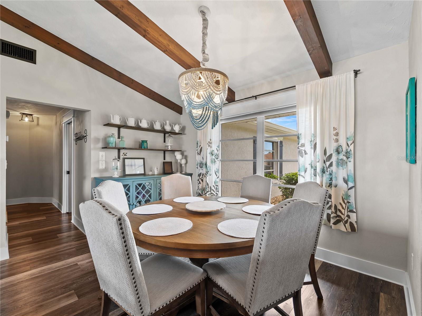 MEADOW RUN AT JACARANDA - Residential