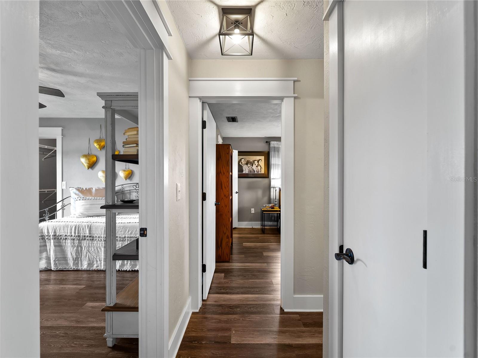 MEADOW RUN AT JACARANDA - Residential