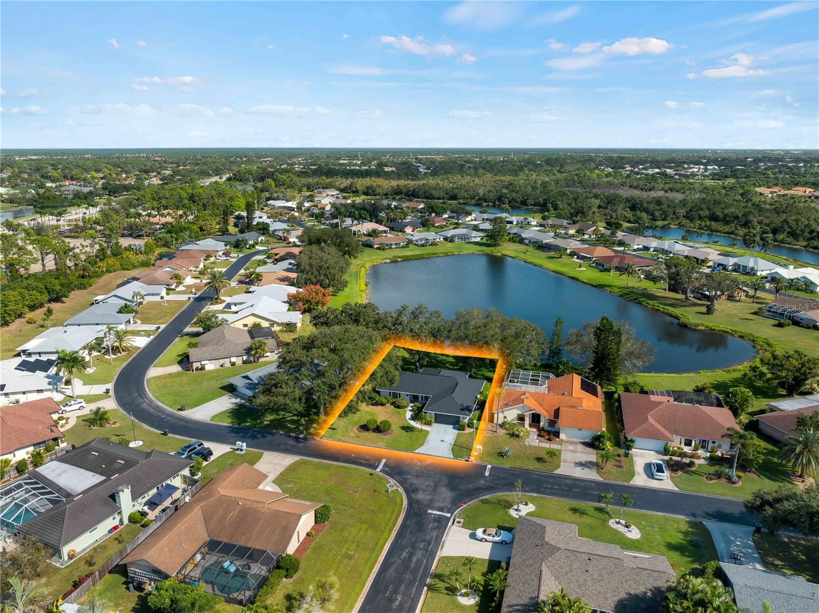 MEADOW RUN AT JACARANDA - Residential