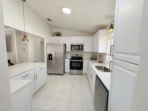 Tiny photo for 9673 SE 174th Loop, Summerfield, FL 34491 (MLS # OM719860)