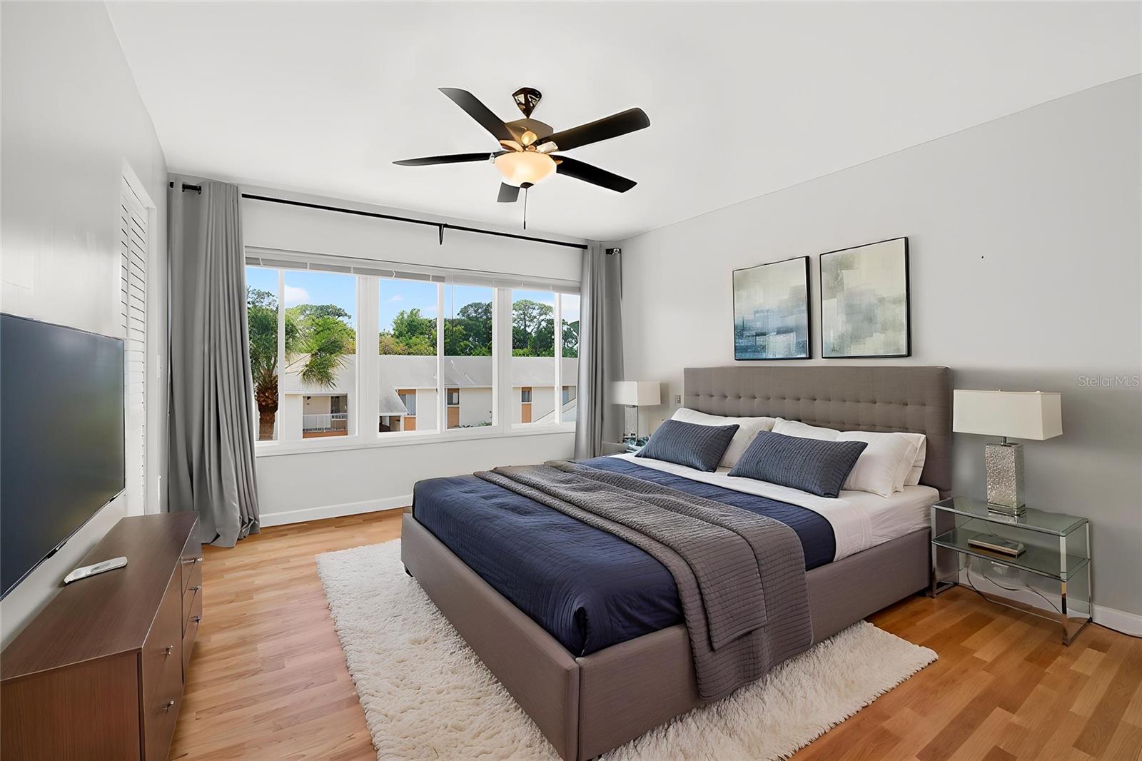 PINE RUSH VILLAS CONDO - Residential