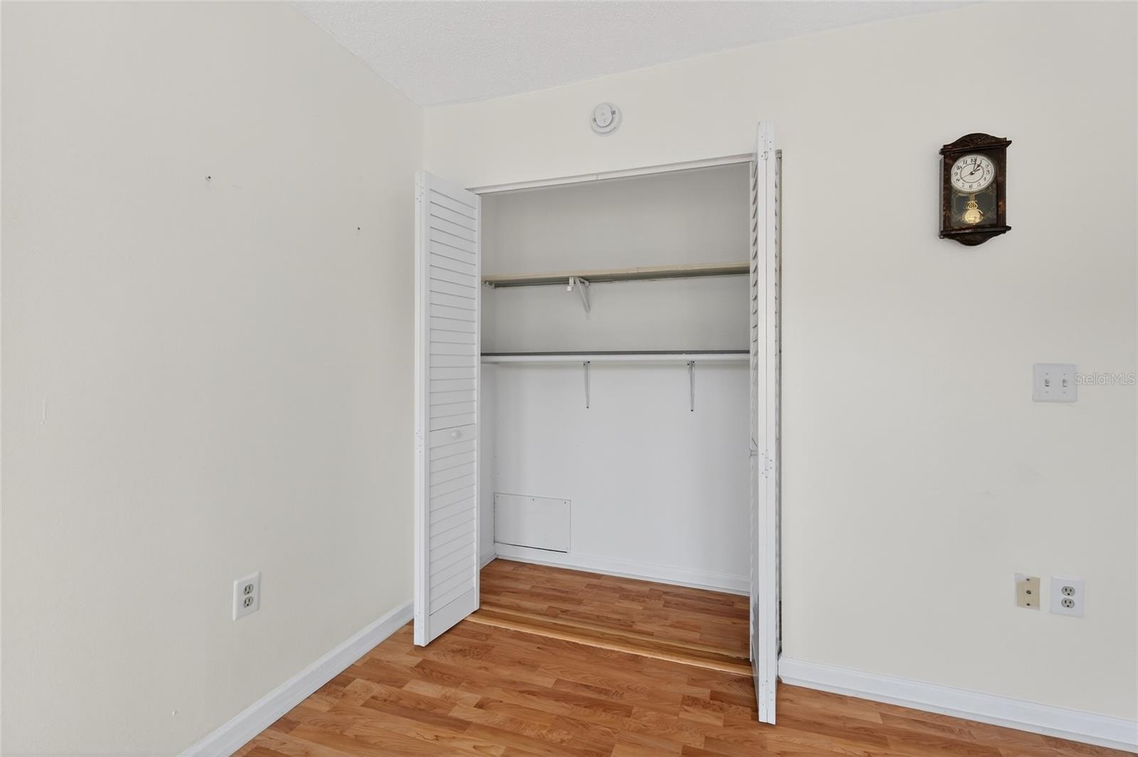 PINE RUSH VILLAS CONDO - Residential