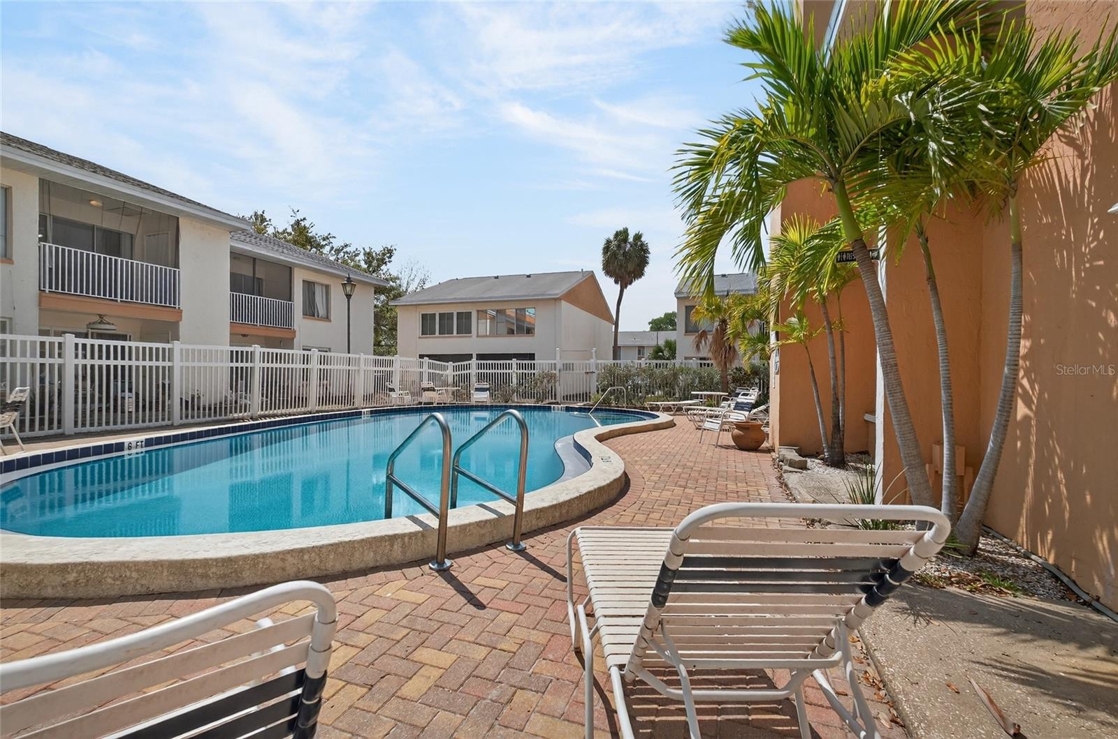 PINE RUSH VILLAS CONDO - Residential