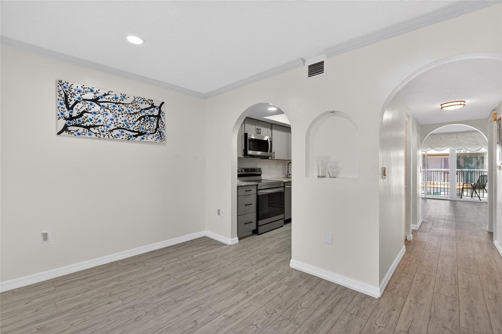 PINE RUSH VILLAS CONDO - Residential