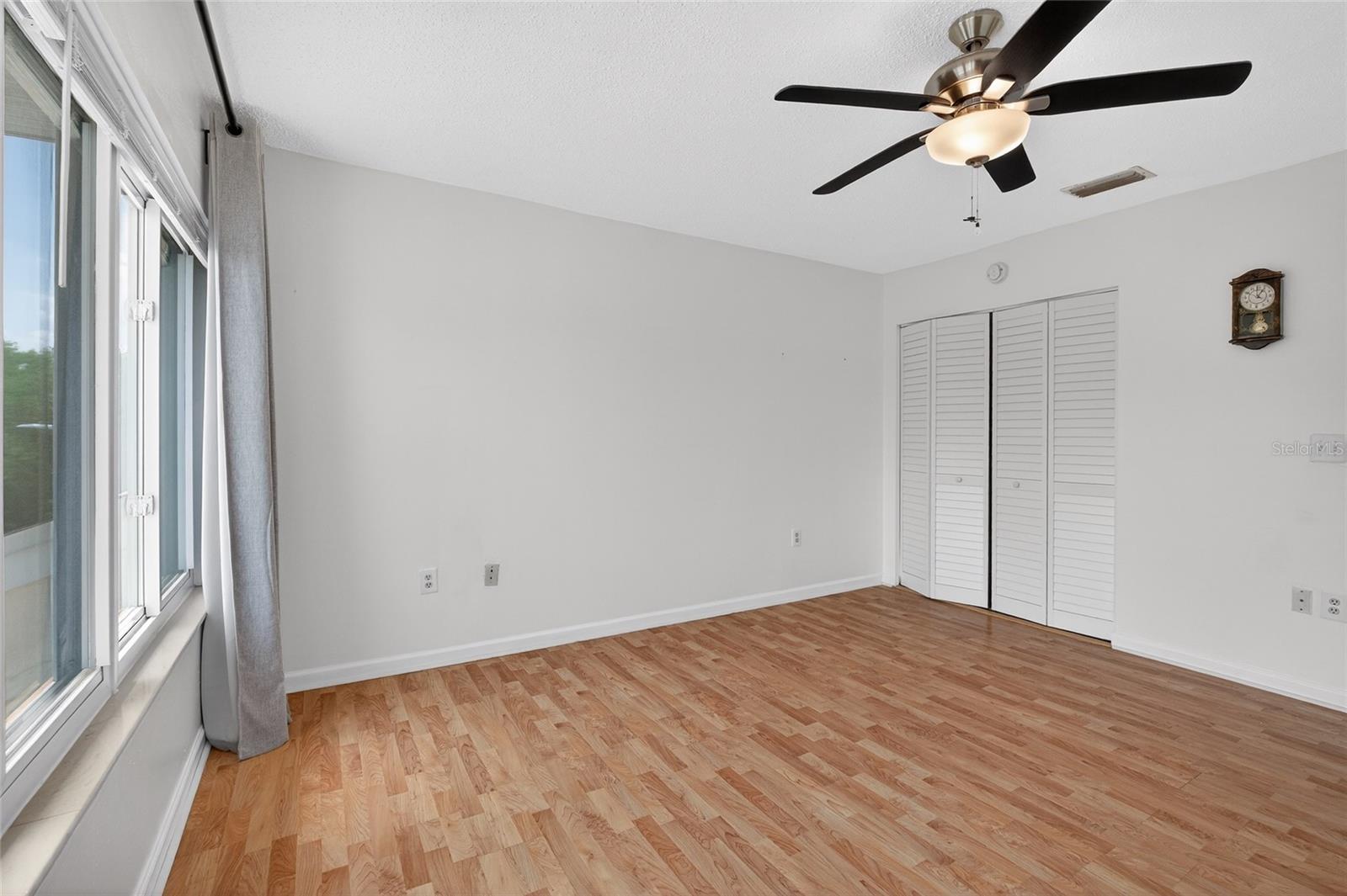 PINE RUSH VILLAS CONDO - Residential