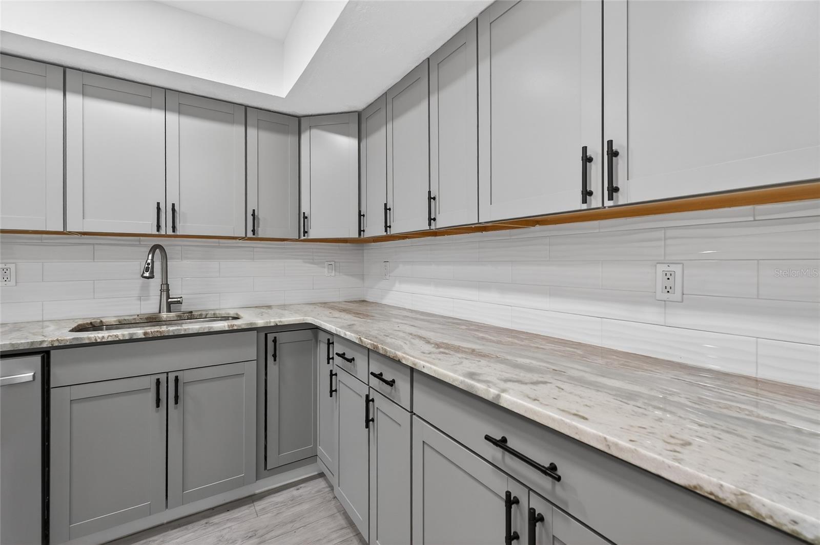 PINE RUSH VILLAS CONDO - Residential