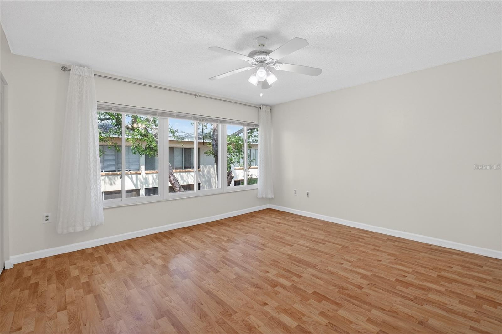 PINE RUSH VILLAS CONDO - Residential