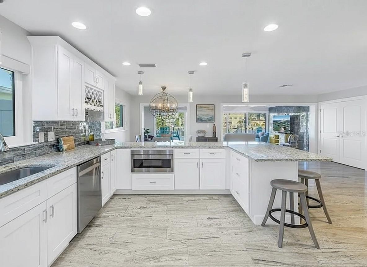 CRYSTAL ISLAND 1ST ADD - Residential