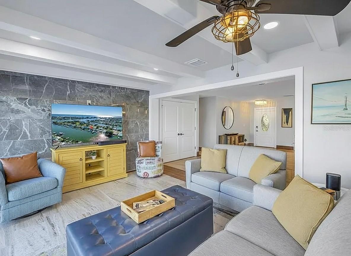 CRYSTAL ISLAND 1ST ADD - Residential