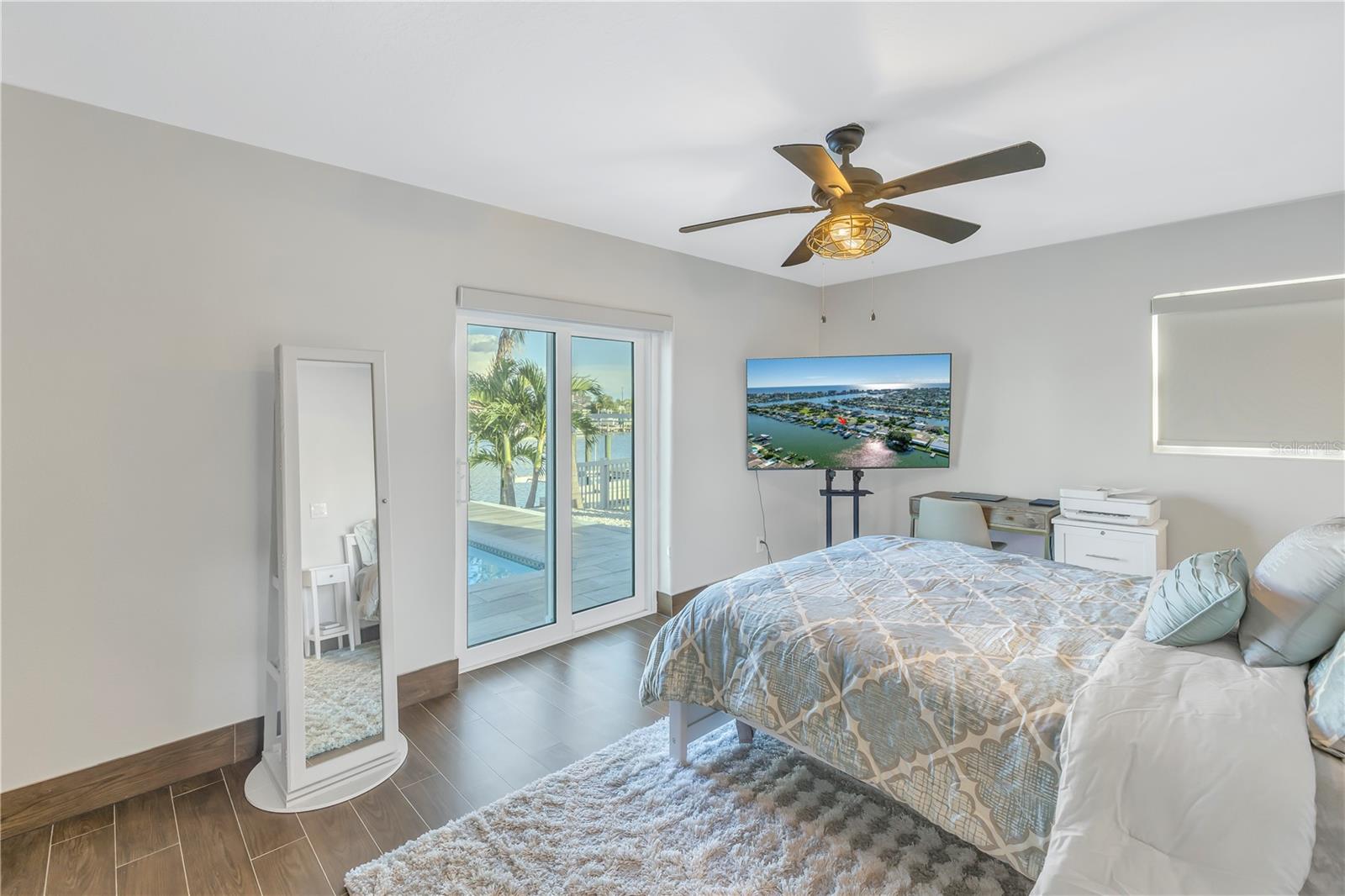 CRYSTAL ISLAND 1ST ADD - Residential