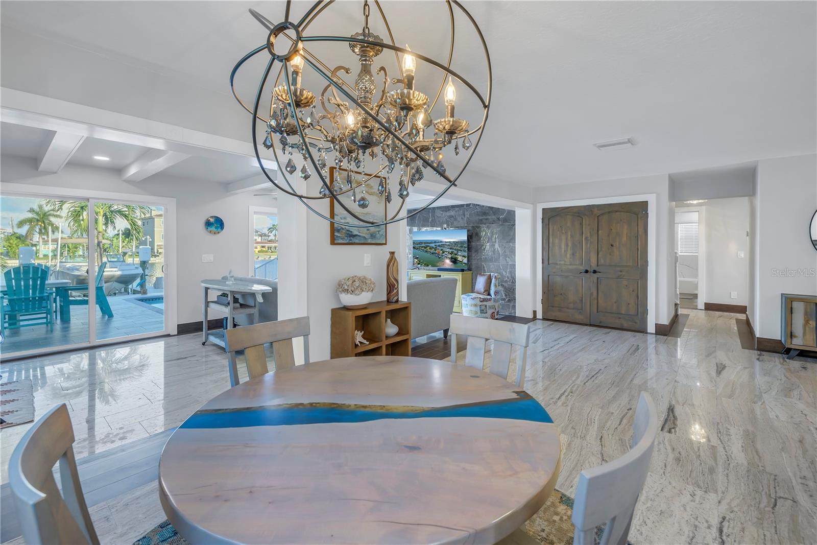 CRYSTAL ISLAND 1ST ADD - Residential