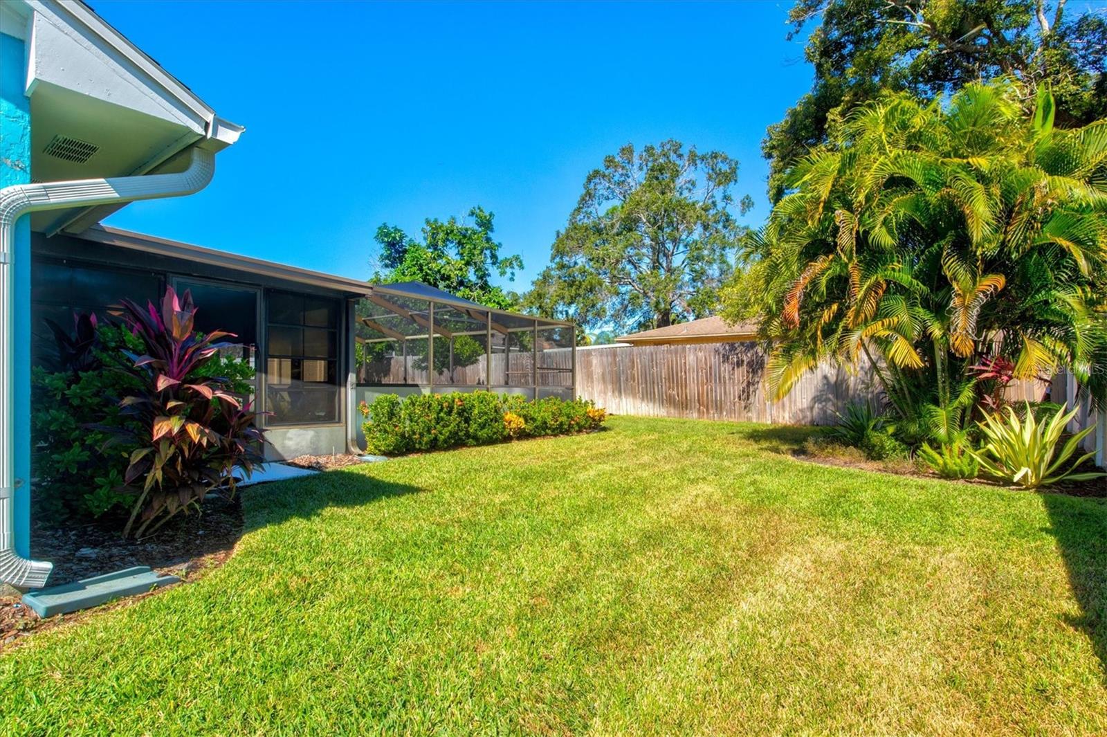 COUNTRY VILLAGE UNIT 2 - Residential