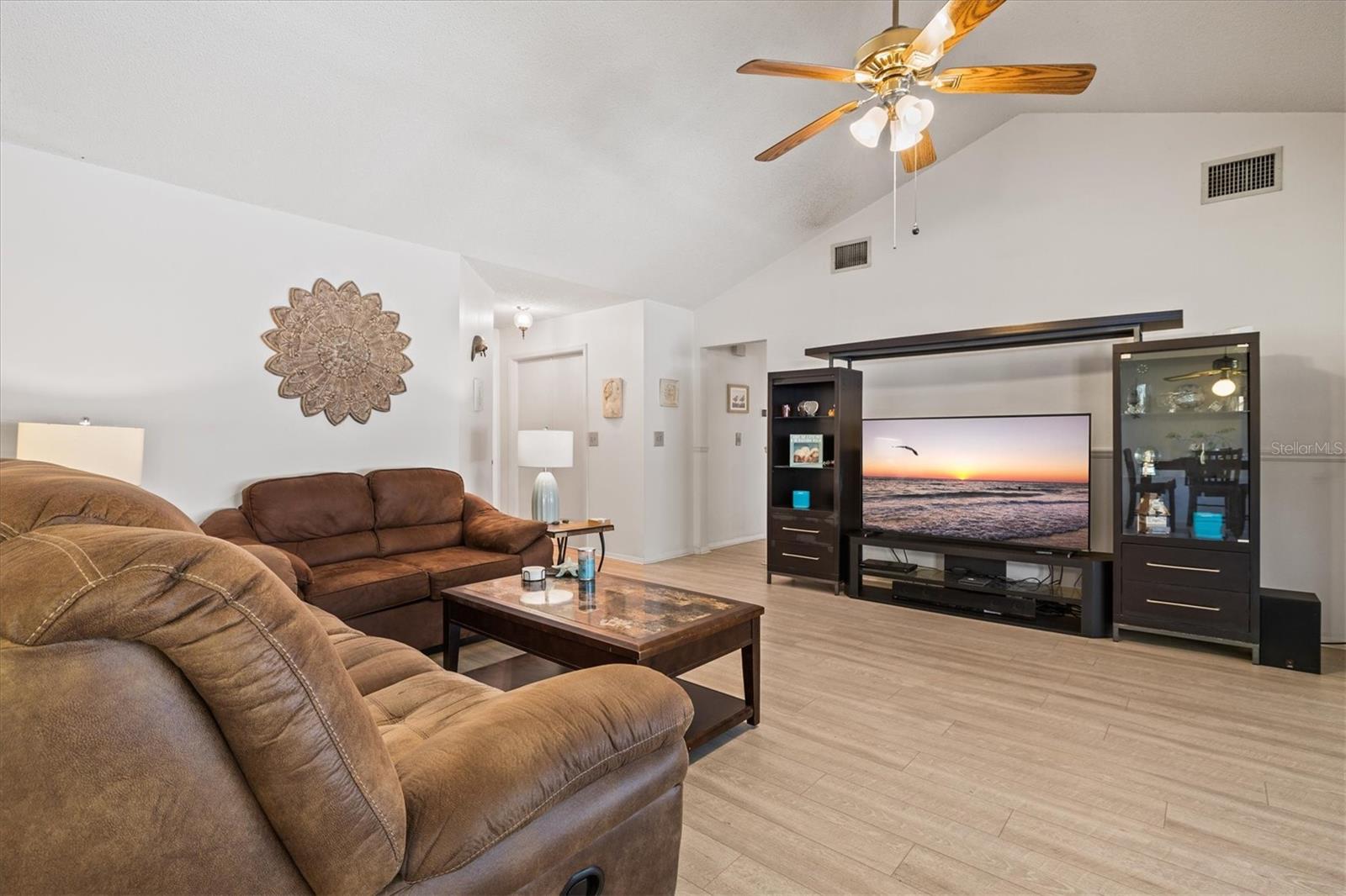 COUNTRY VILLAGE UNIT 2 - Residential