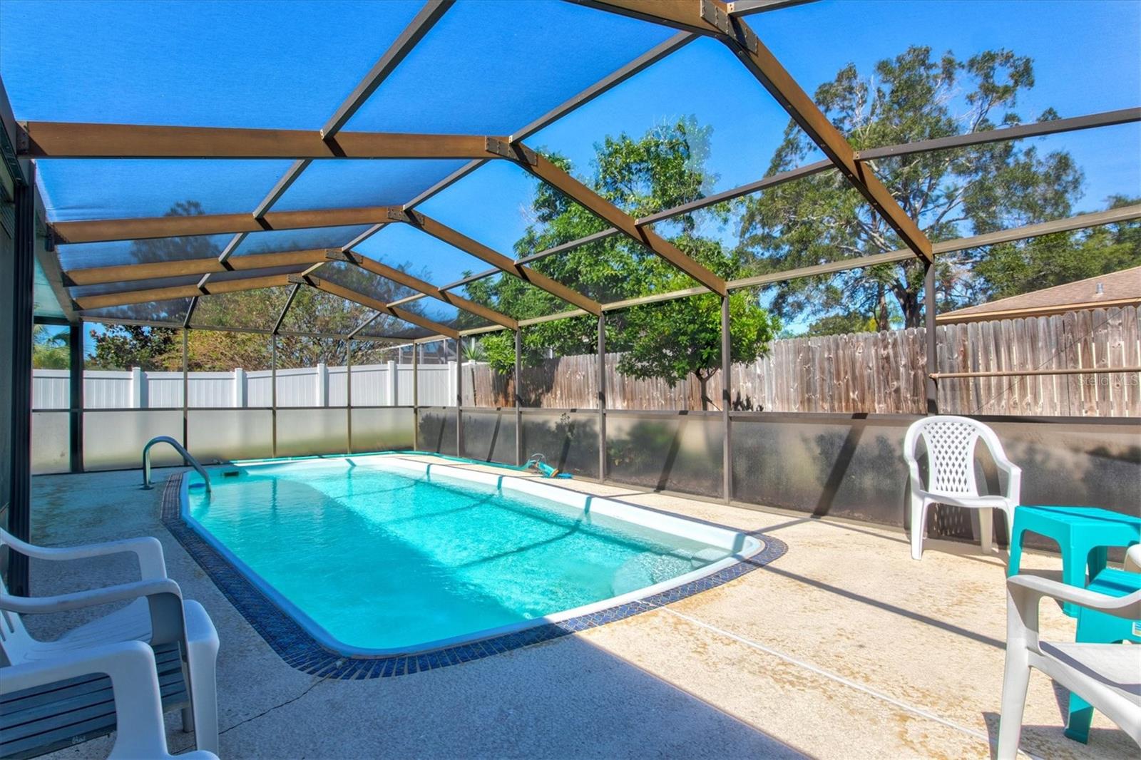COUNTRY VILLAGE UNIT 2 - Residential