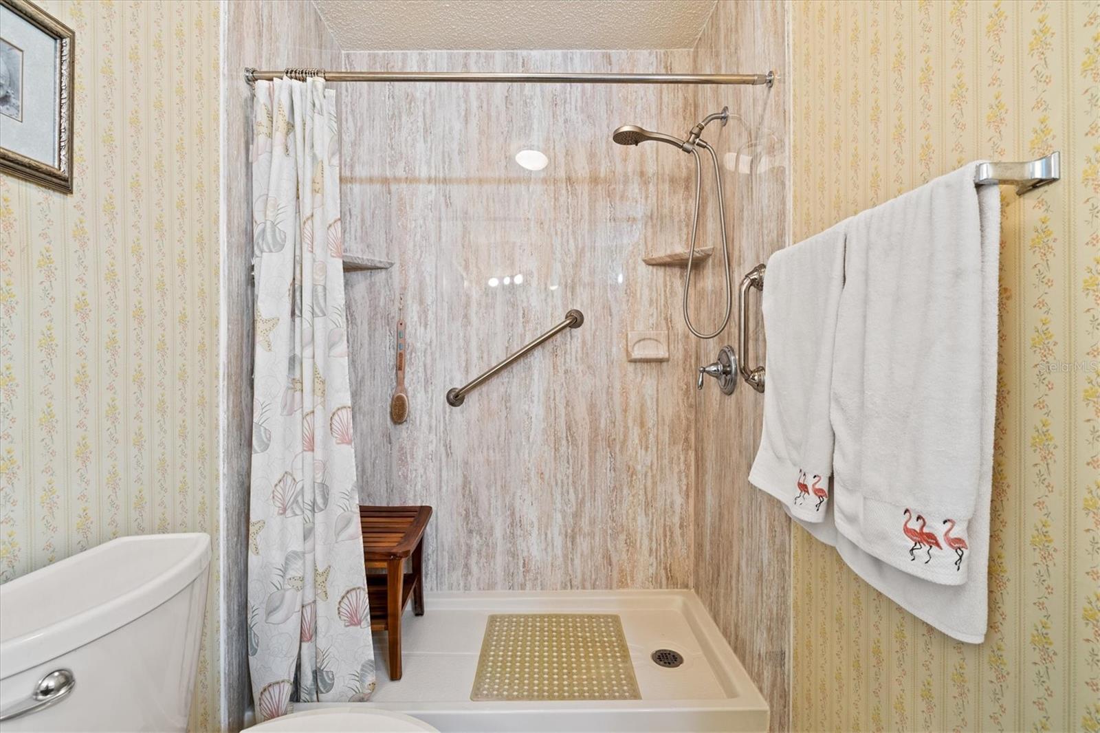 COUNTRY VILLAGE UNIT 2 - Residential