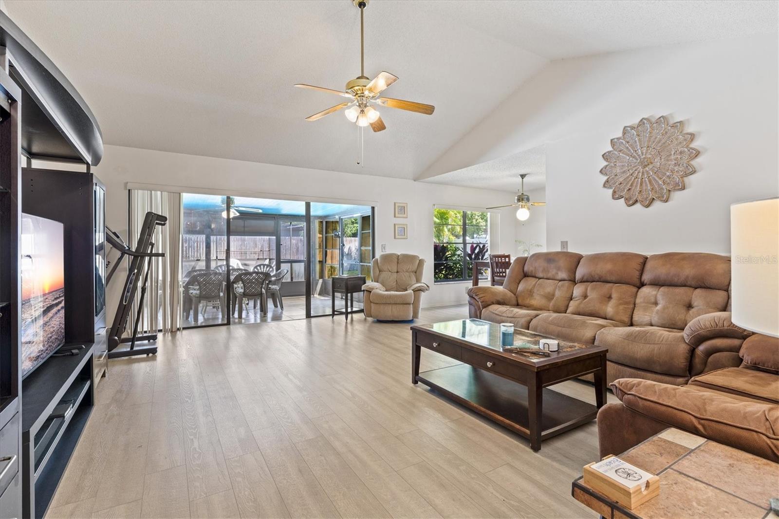 COUNTRY VILLAGE UNIT 2 - Residential