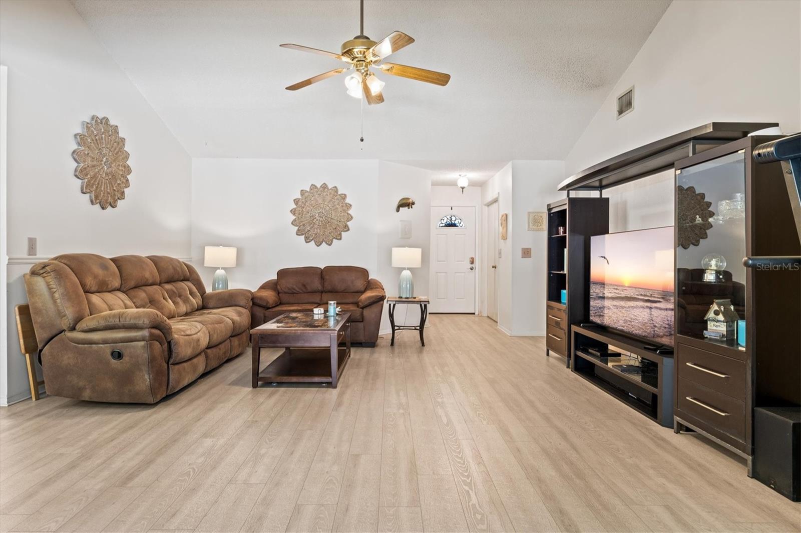 COUNTRY VILLAGE UNIT 2 - Residential