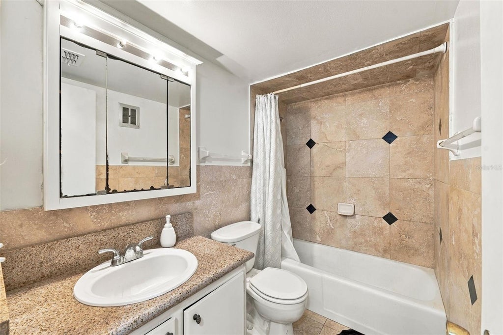 Photo of 525 Conway Road #46, Orlando, FL 32807 (MLS # O6453047)
