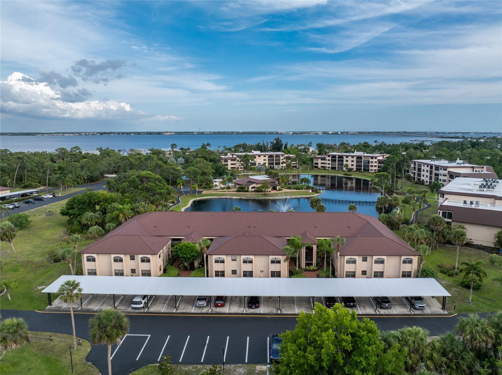 ROLLS LANDING BLDG 10 - Residential