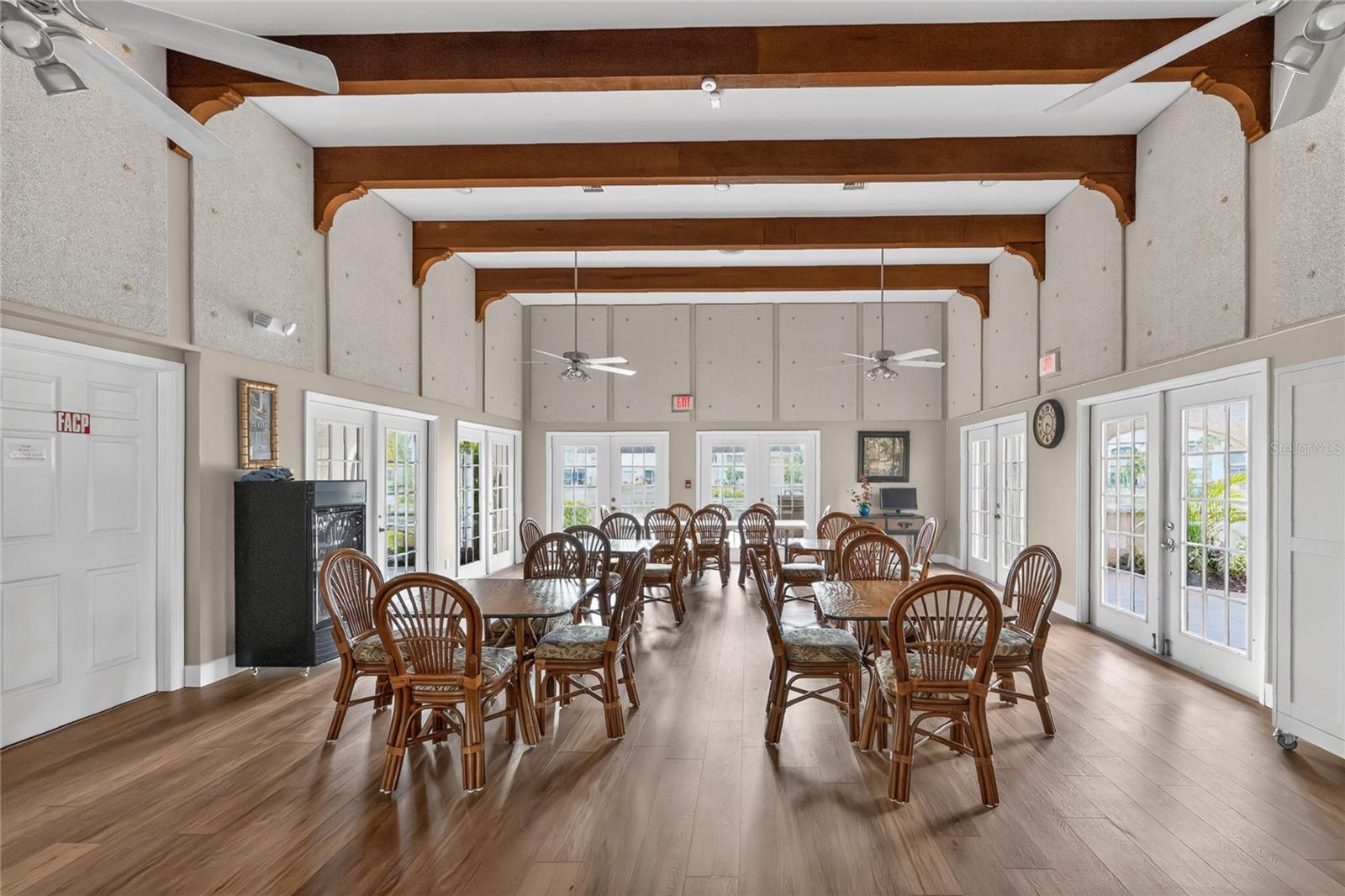 ROLLS LANDING BLDG 10 - Residential