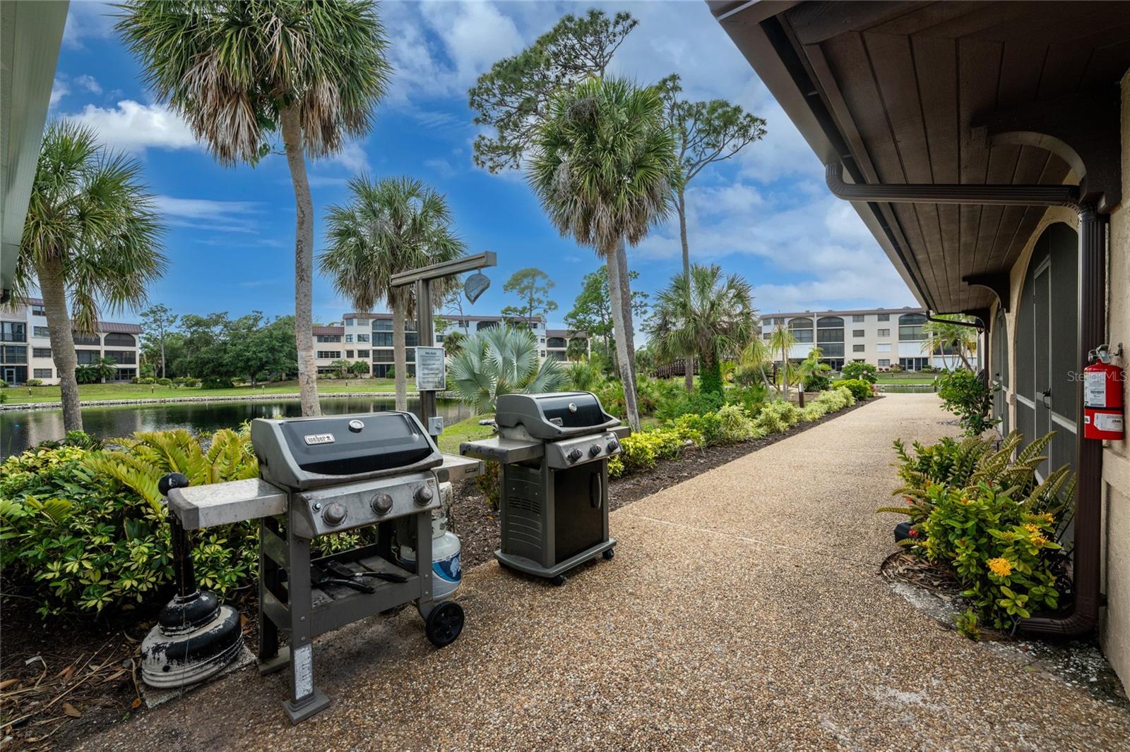 ROLLS LANDING BLDG 10 - Residential