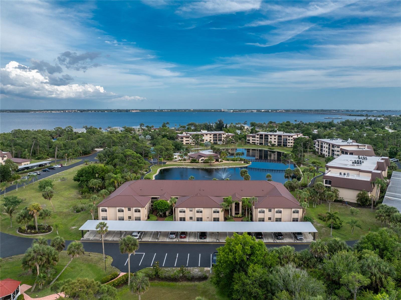 ROLLS LANDING BLDG 10 - Residential