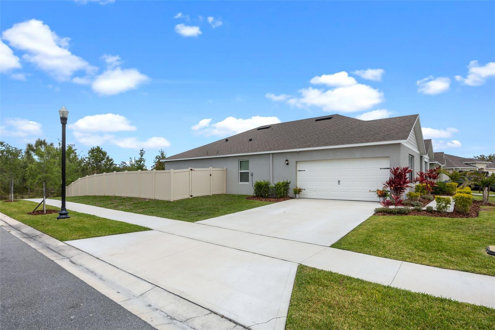 2900 SUNRIDGE LOOP