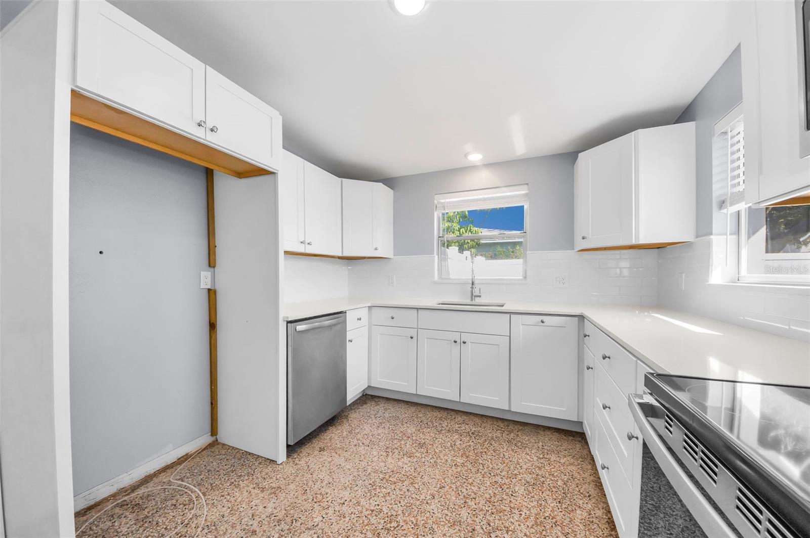 ST PETERSBURG BEACH NORTH UNIT 7 - Residential