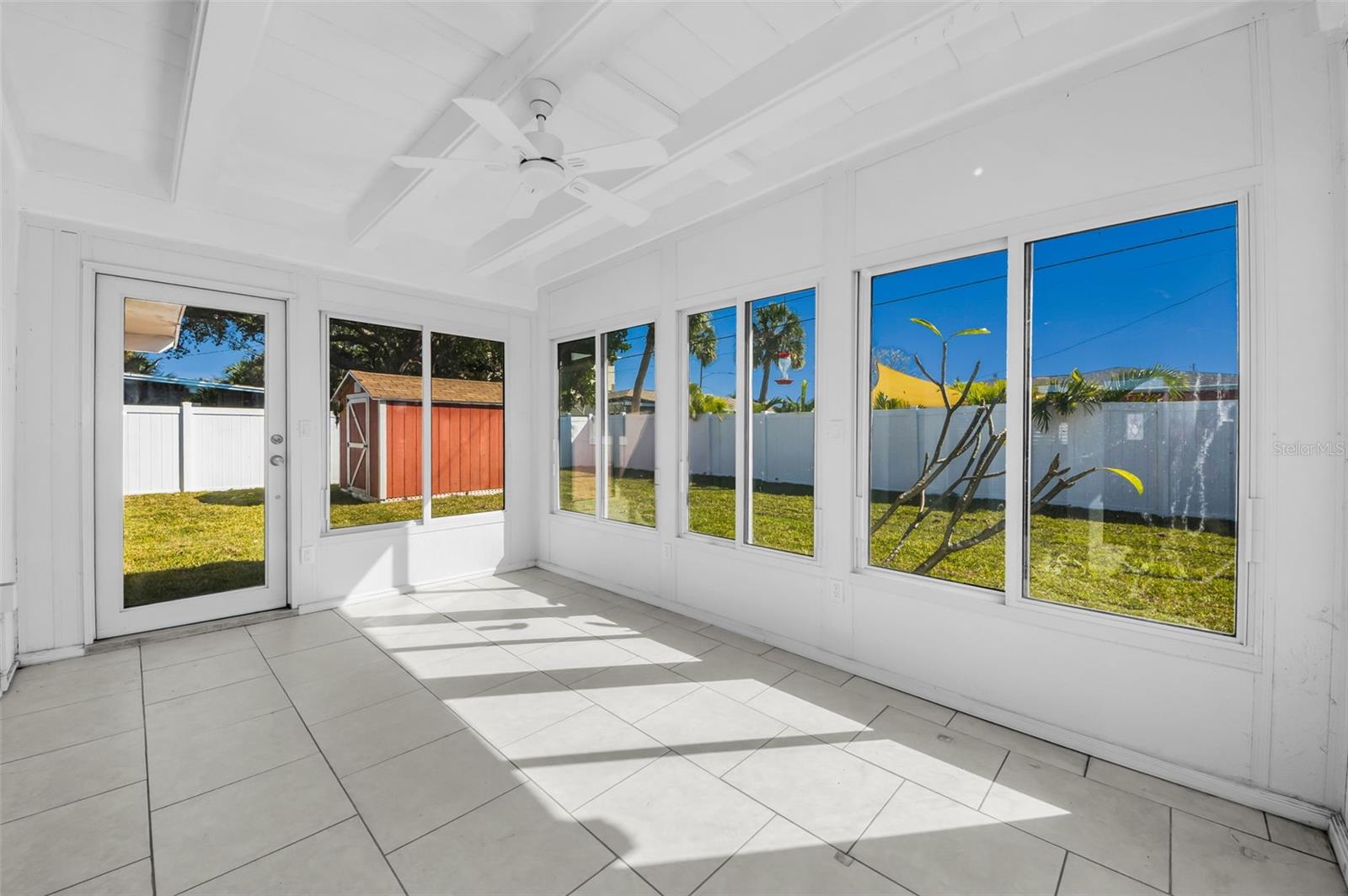 ST PETERSBURG BEACH NORTH UNIT 7 - Residential