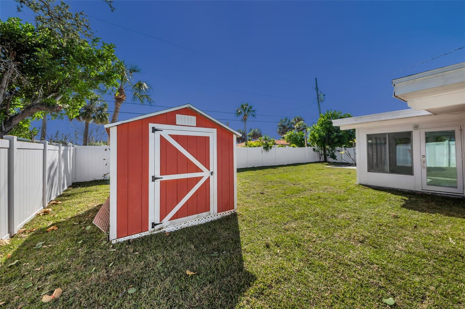 ST PETERSBURG BEACH NORTH UNIT 7 - Residential