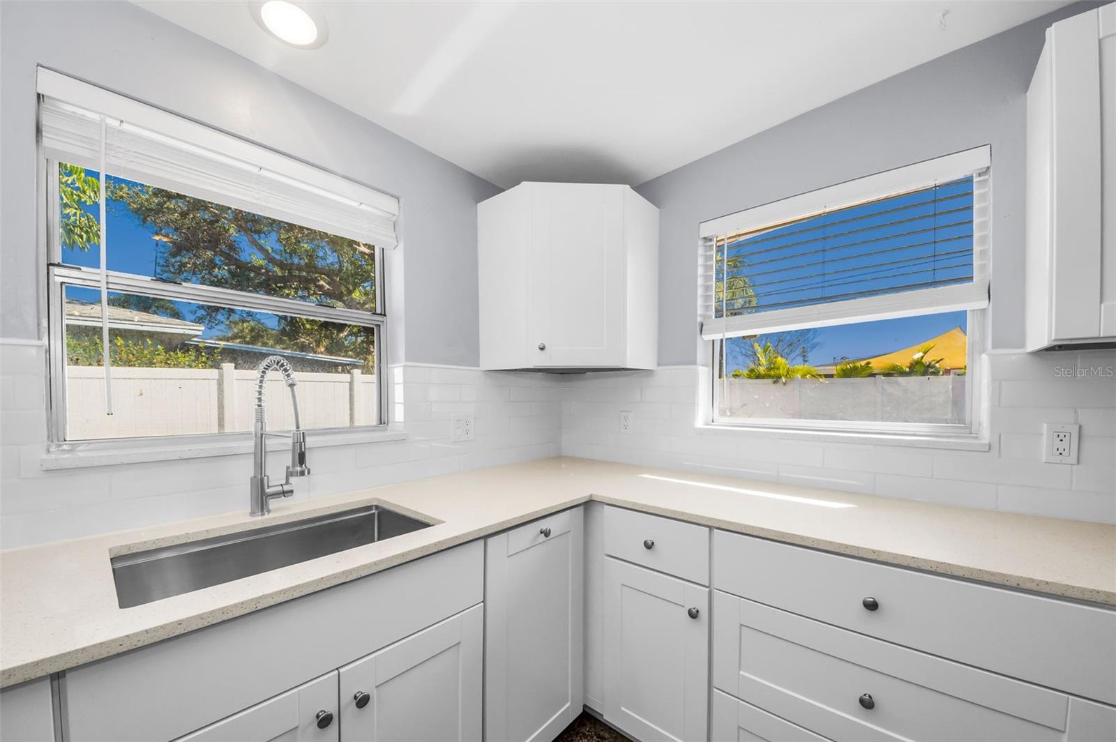 ST PETERSBURG BEACH NORTH UNIT 7 - Residential