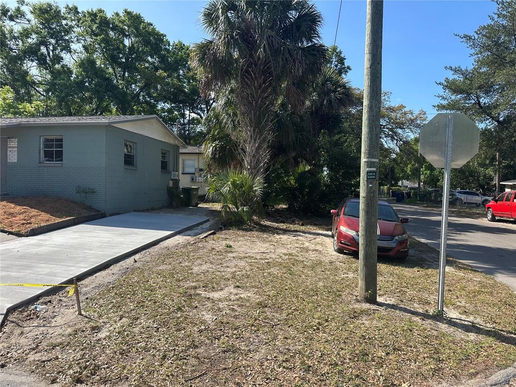 Photo of 1203 E Annie Street, Tampa, FL 33612 (MLS # TB8494935)