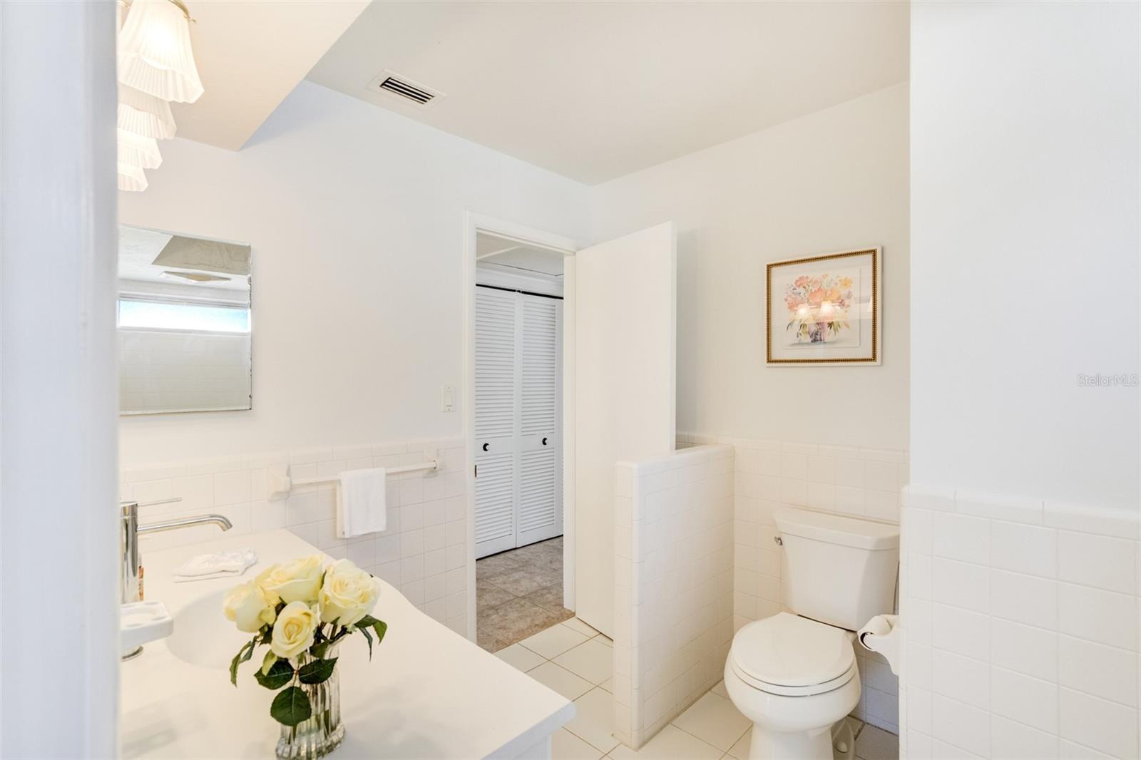 WOODLAND HILLS - Residential