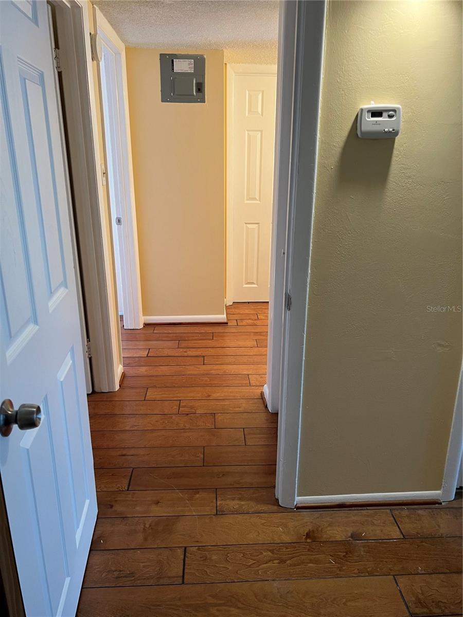 2569 N ALAFAYA TRAIL 136